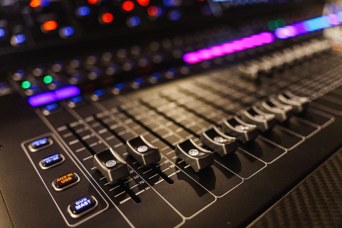 Consola de sonido digital para iglesia